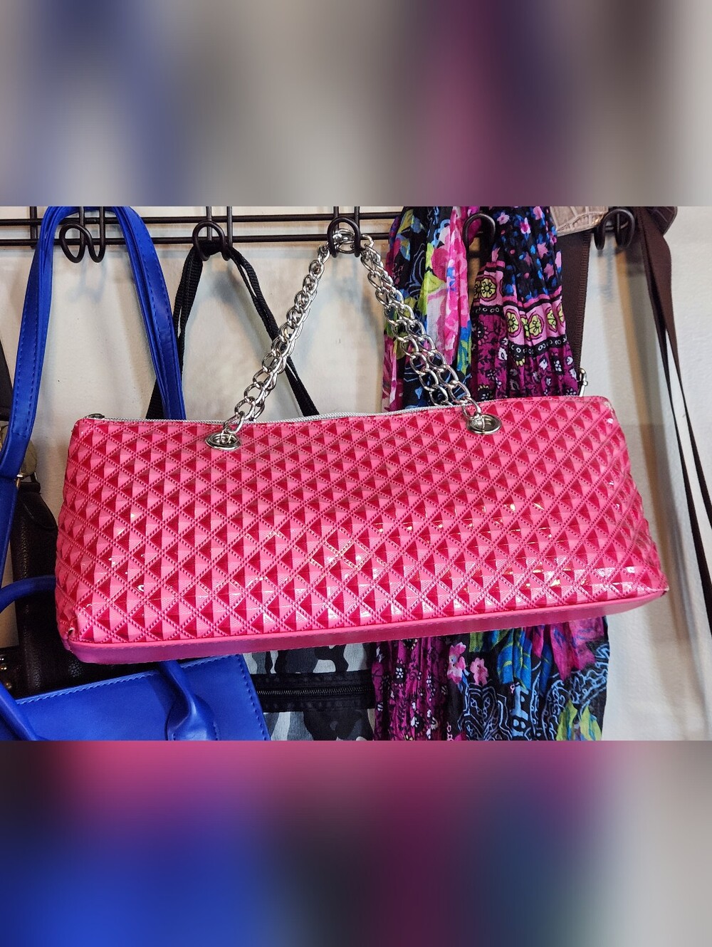 Women's Pink Quilted Tgermal Wine  with Chain Handles